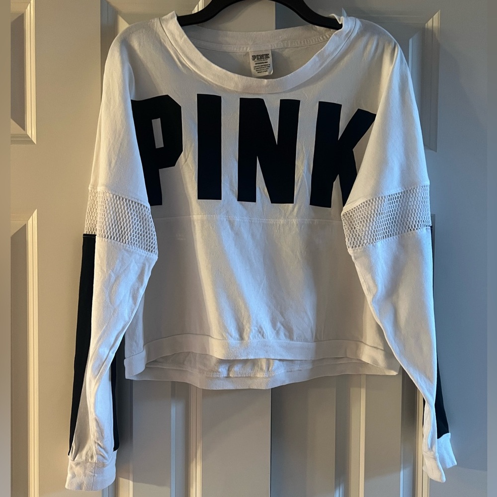 Victoria’s Secret Pink White Cropped Long Sleeve Shirt Size Small